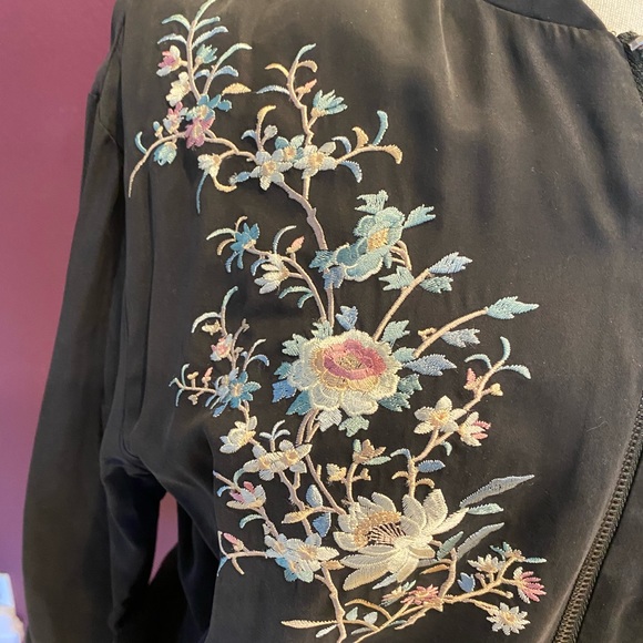 NWT black bomber jacket - Picture 3 of 9